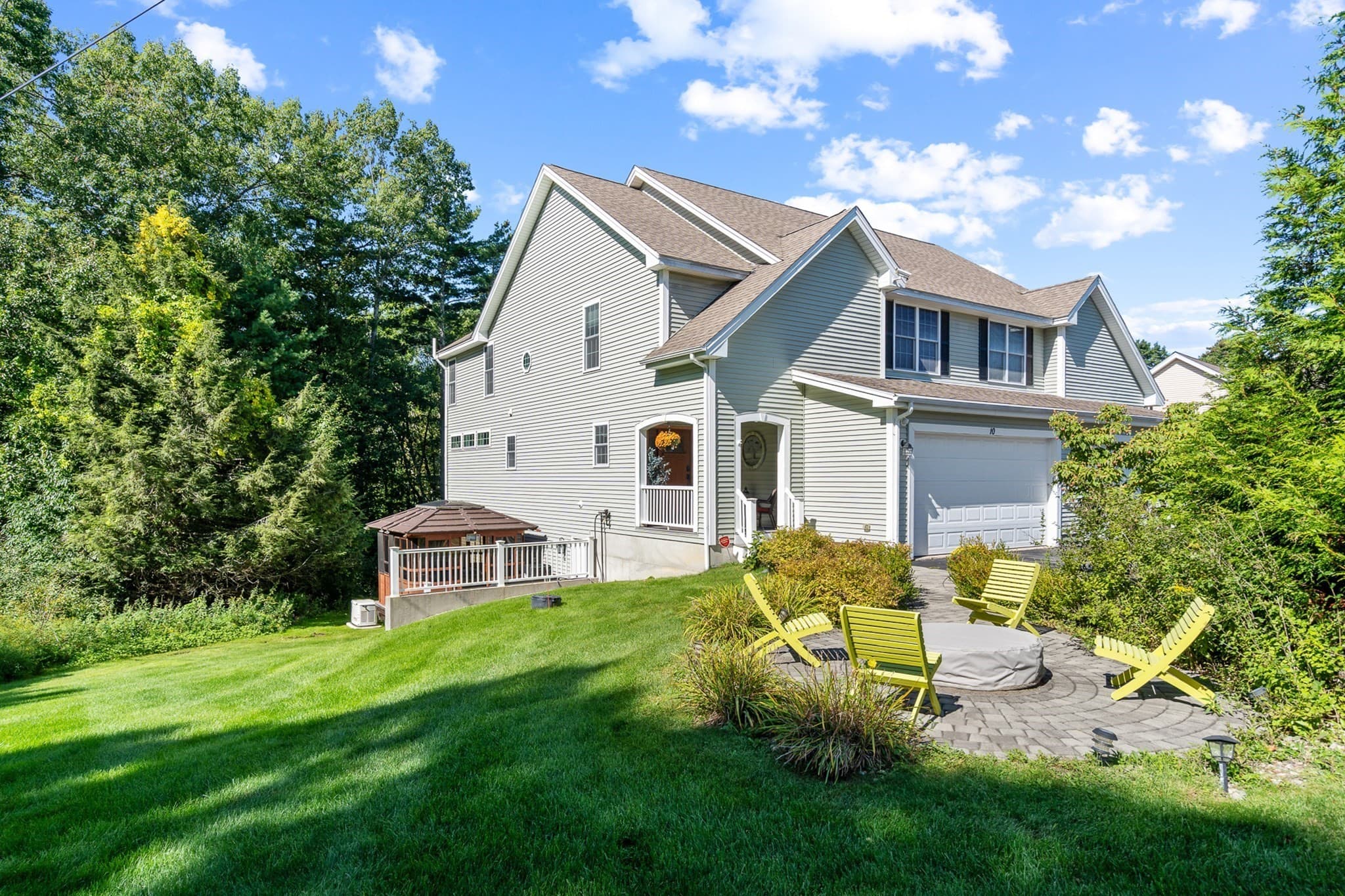 10 Blossom Ln # 10, Stratham NH 03885