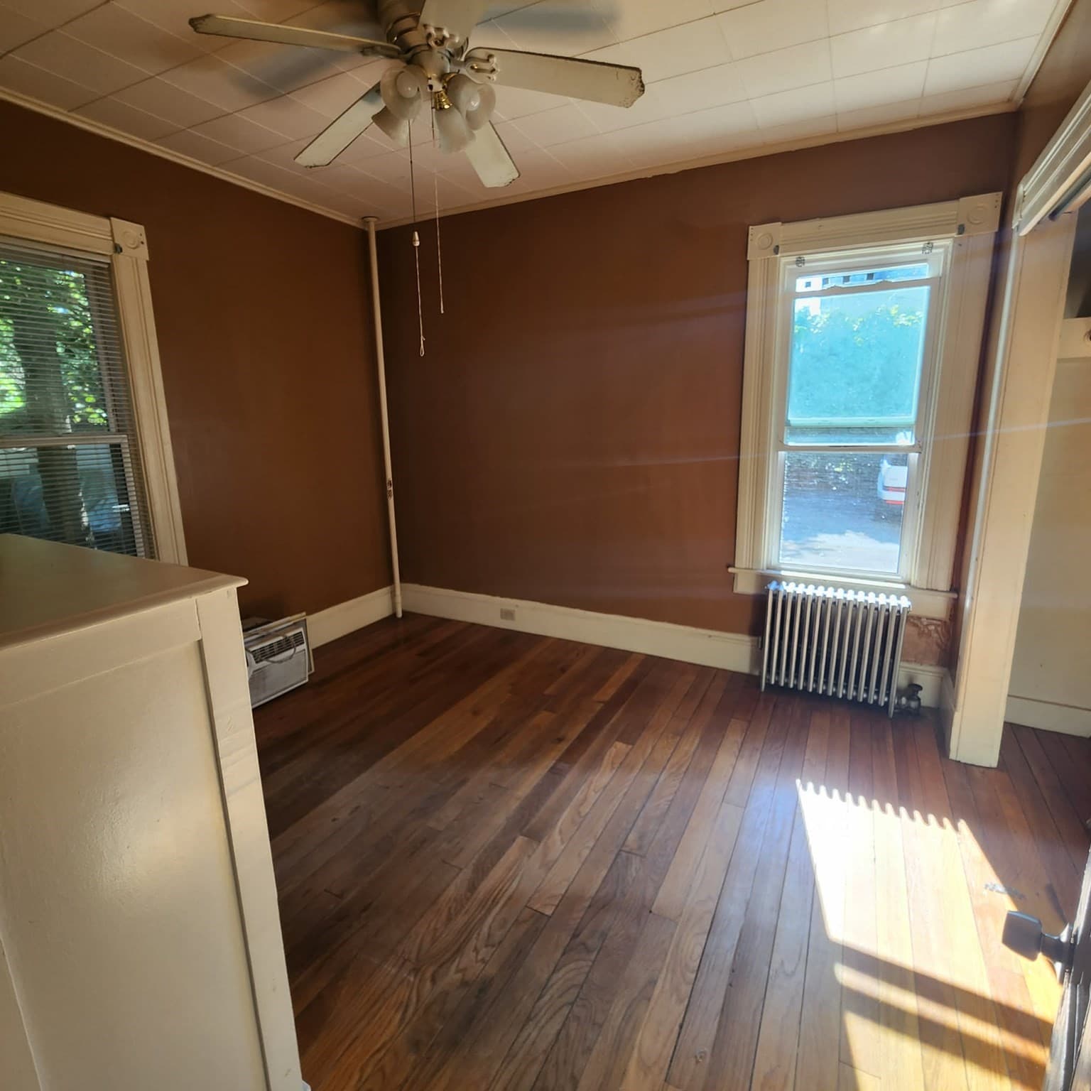 2 Family - 2 Units Up/Down at 133 Hampden St, Chicopee MA 01013, photo 22 of 32