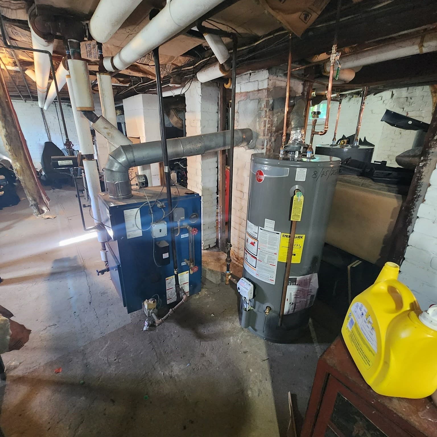 2 Family - 2 Units Up/Down at 133 Hampden St, Chicopee MA 01013, photo 28 of 32