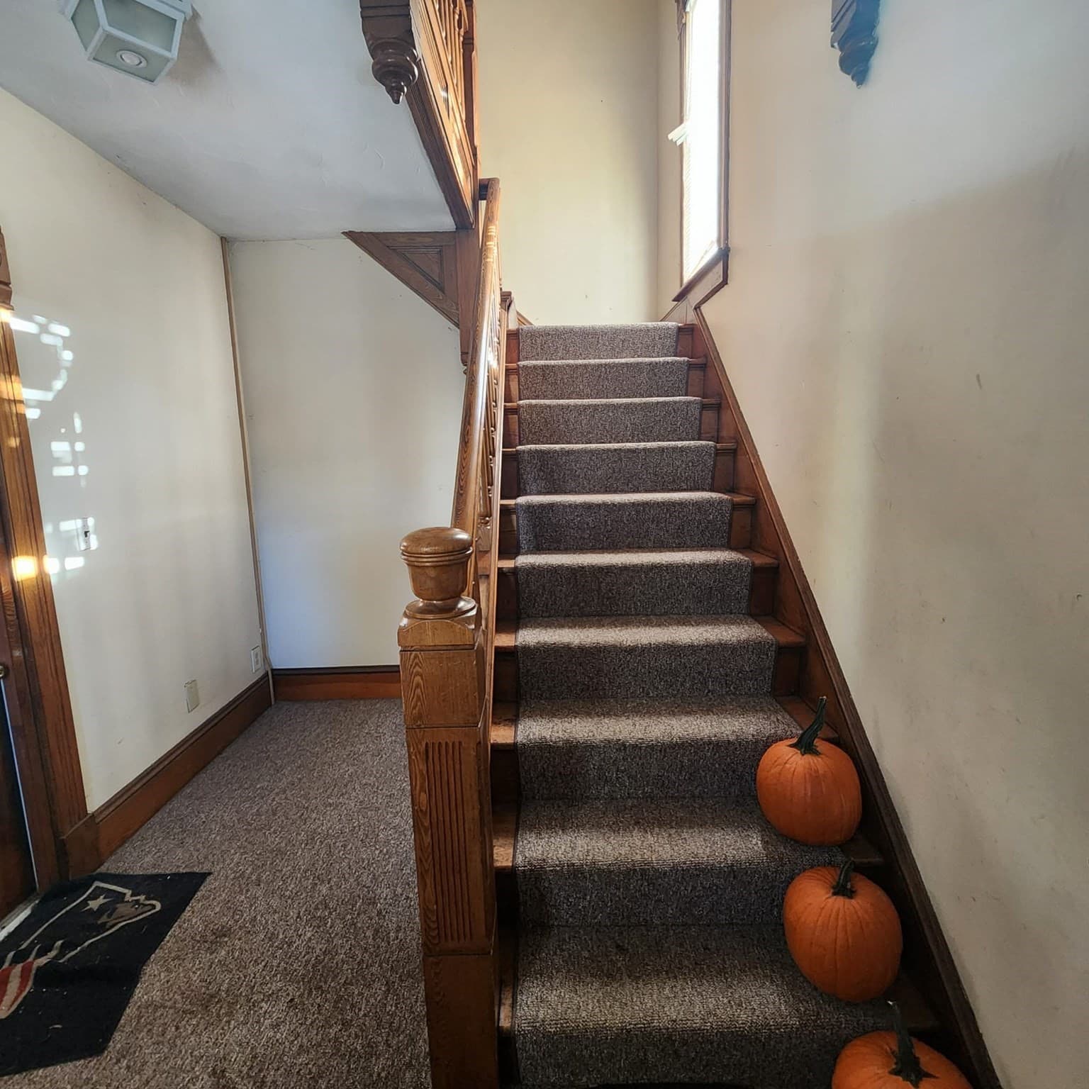 2 Family - 2 Units Up/Down at 133 Hampden St, Chicopee MA 01013, photo 9 of 32