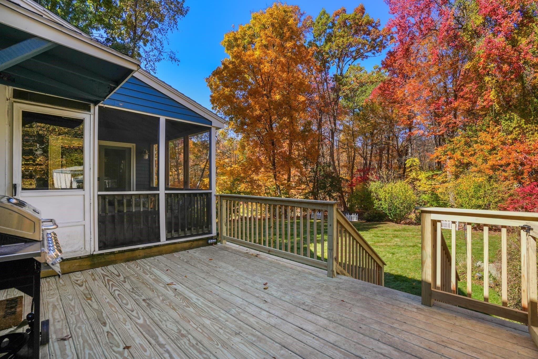 Single Family Residence at 169 Pilgrim Dr, Holden MA 01520, photo 28 of 41