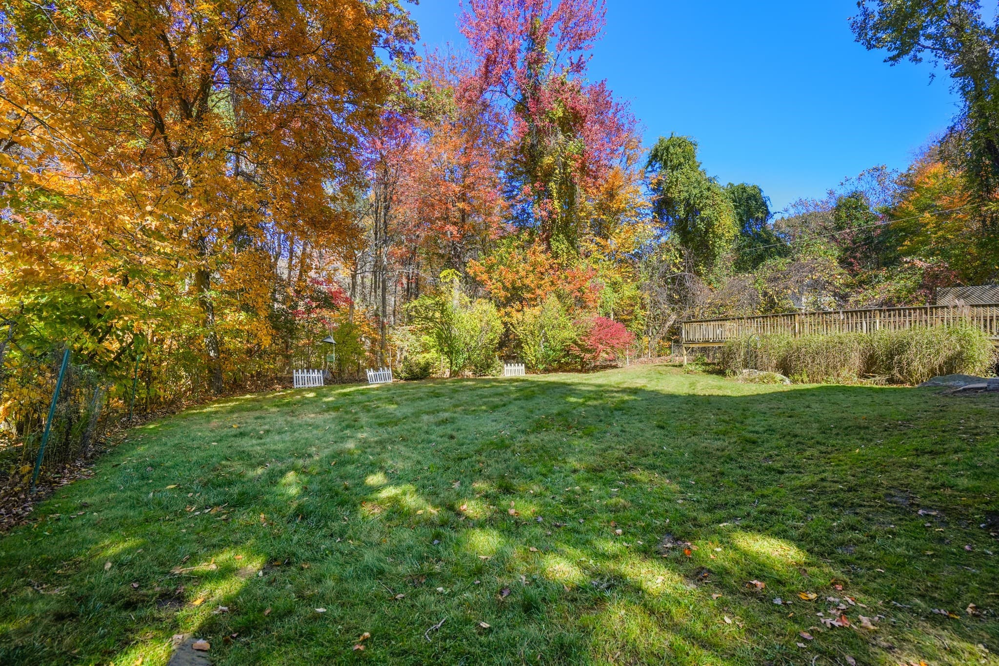 Single Family Residence at 169 Pilgrim Dr, Holden MA 01520, photo 38 of 41