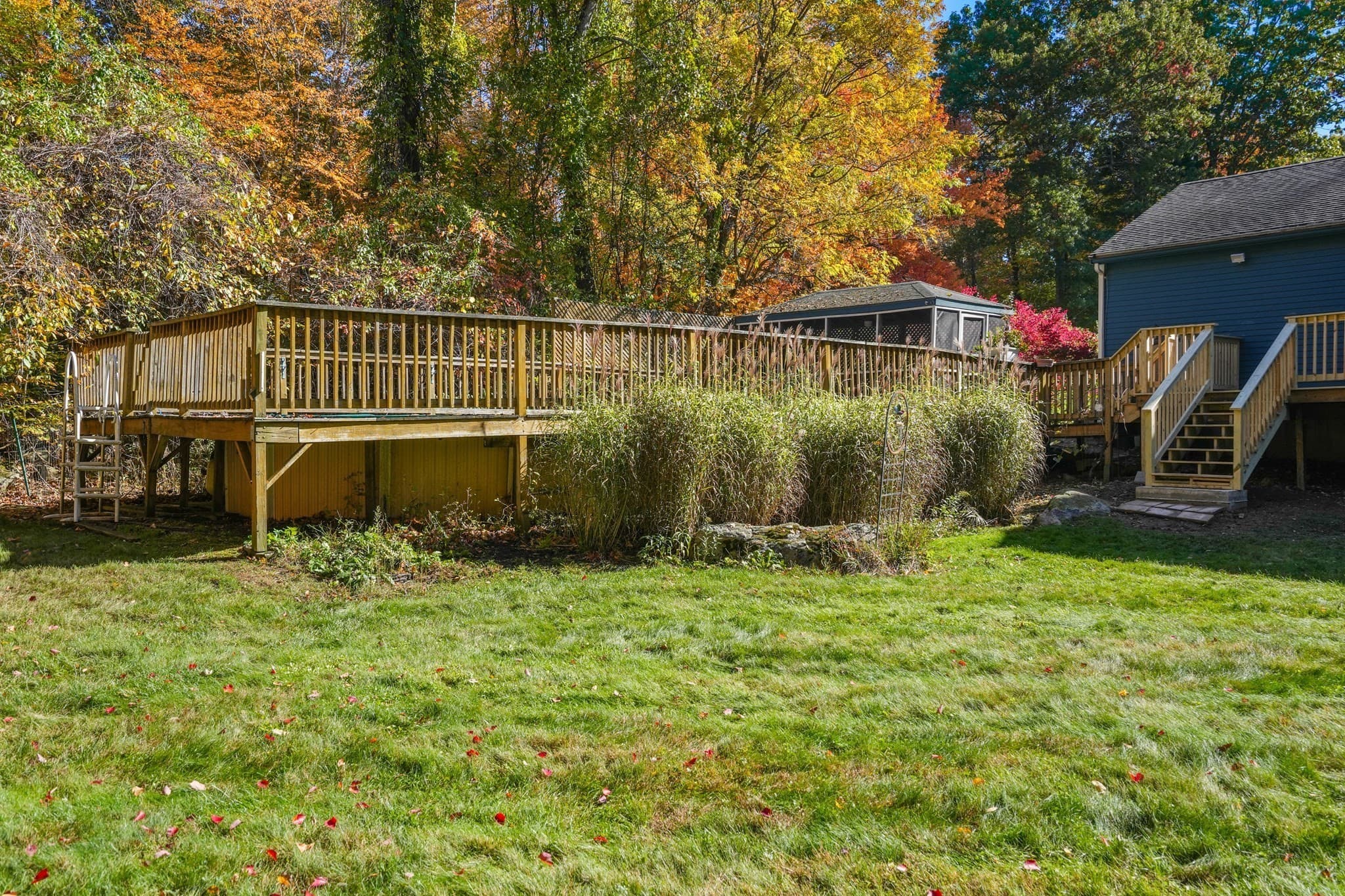 Single Family Residence at 169 Pilgrim Dr, Holden MA 01520, photo 37 of 41