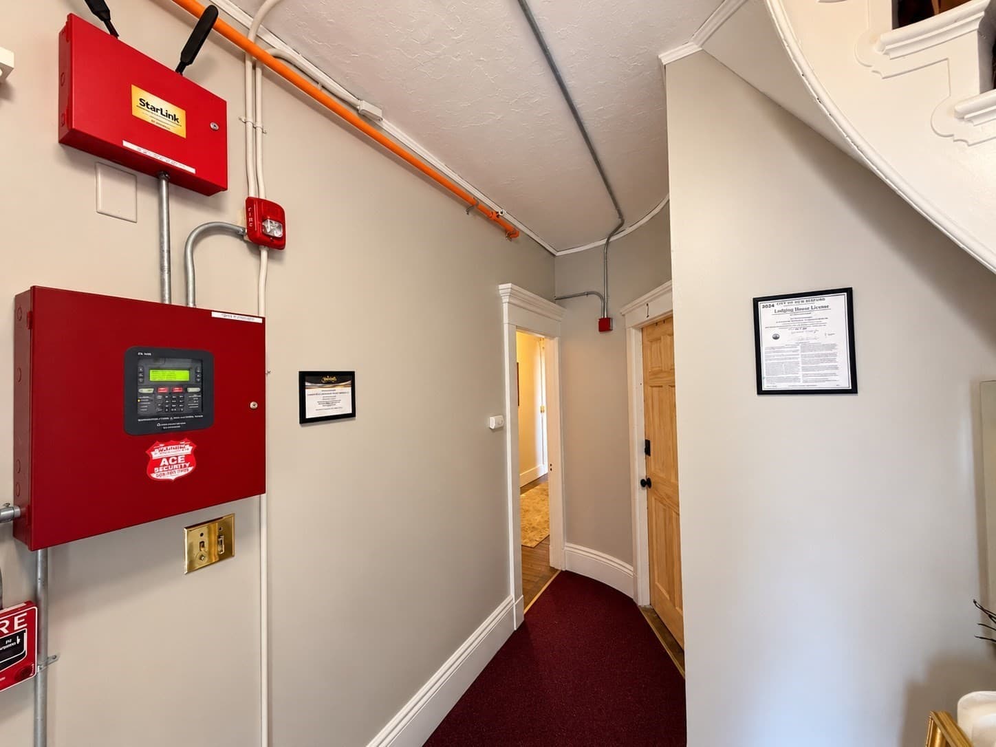 5+ Family - Rooming House at 39 Sycamore St, New Bedford MA 02740, photo 9 of 16