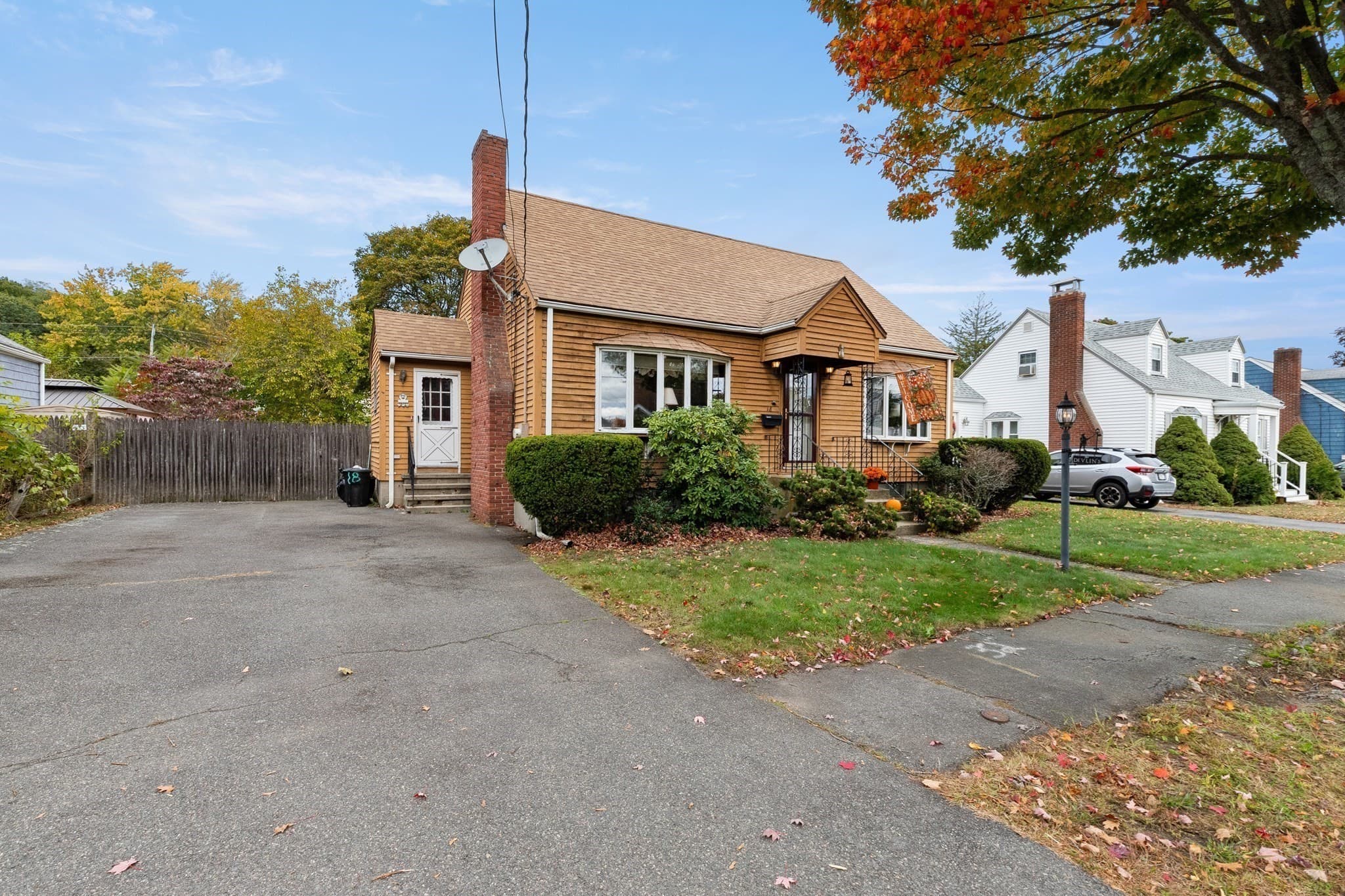 Single Family Residence at 18 Bartholomew Ter, Peabody MA 01960, photo 2 of 25