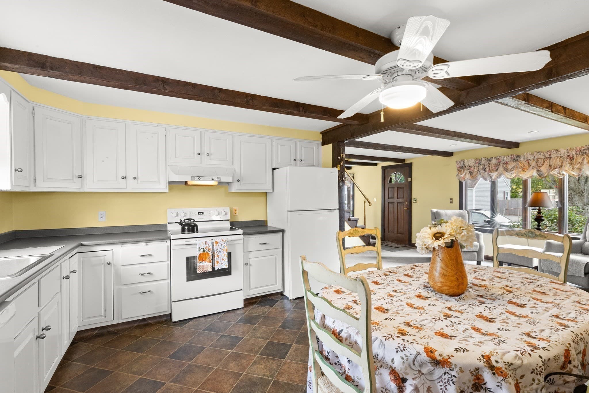 Single Family Residence at 18 Bartholomew Ter, Peabody MA 01960, photo 7 of 25