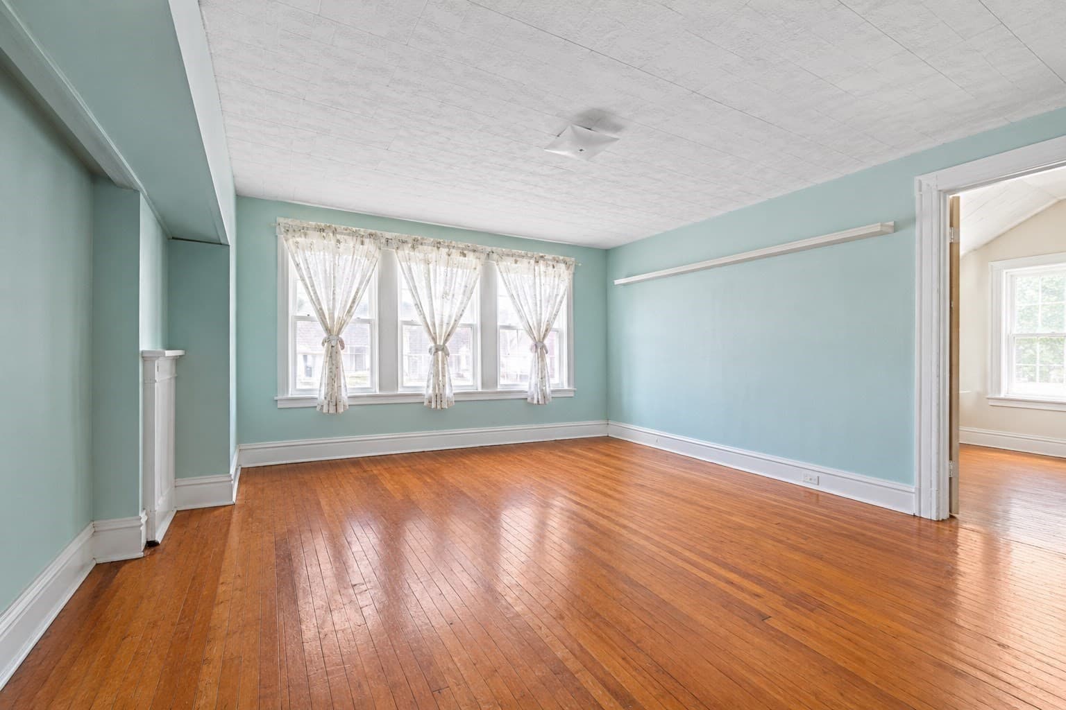 Single Family Residence at 88 Pearl St, Stoughton MA 02072, photo 18 of 23
