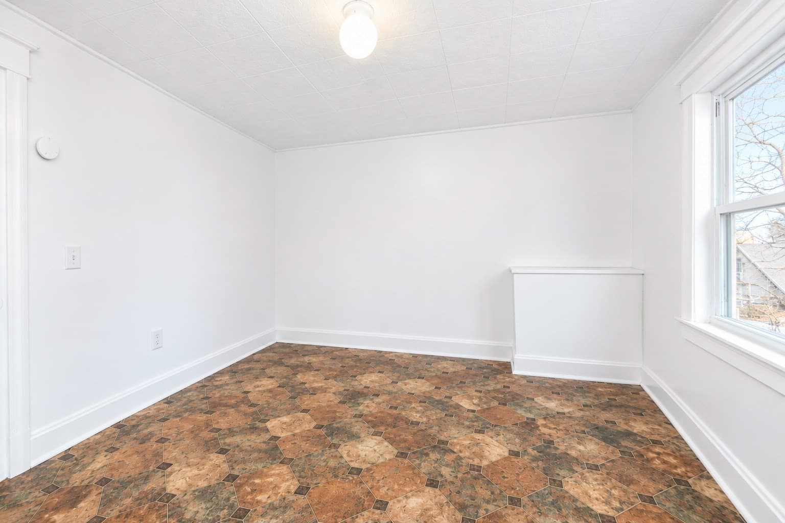 Single Family Residence at 88 Pearl St, Stoughton MA 02072, photo 11 of 23