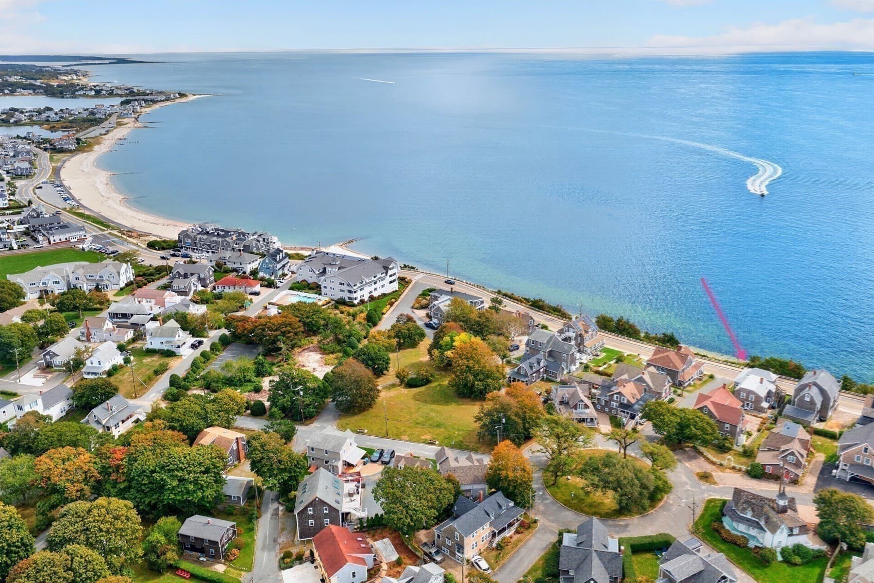 Single Family Residence at 331 Grand Ave, Falmouth MA 02540, photo 7 of 40