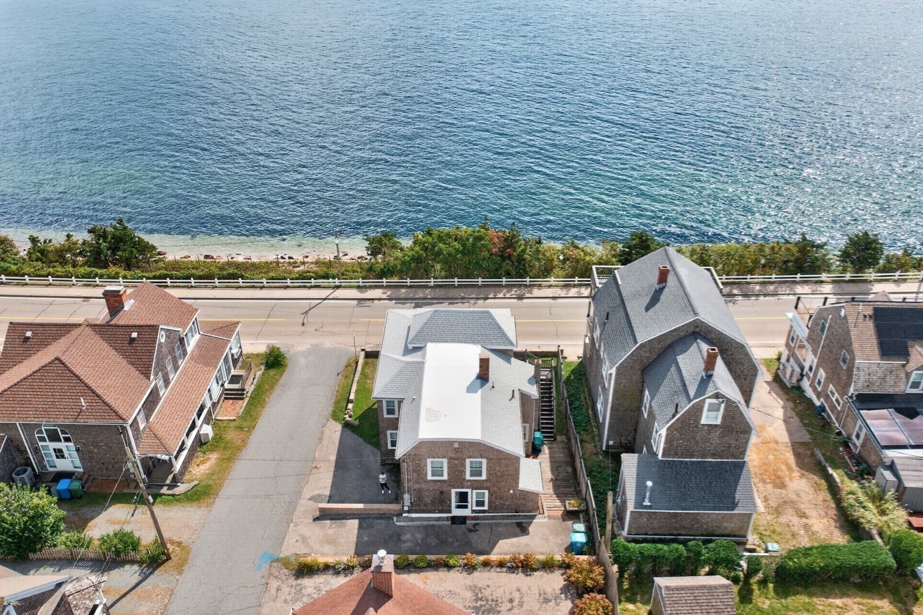 Single Family Residence at 331 Grand Ave, Falmouth MA 02540, photo 3 of 40