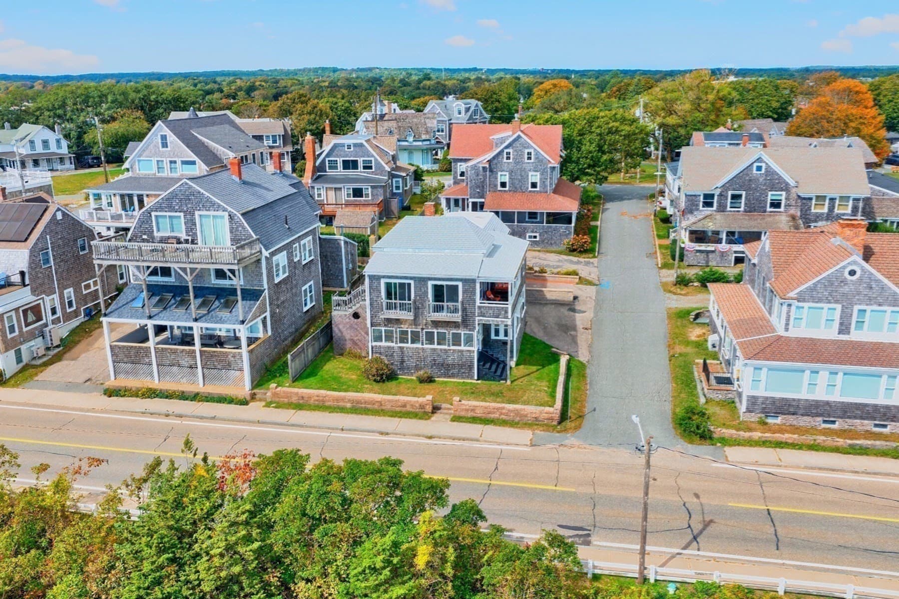 331 Grand Ave, Falmouth MA 02540
