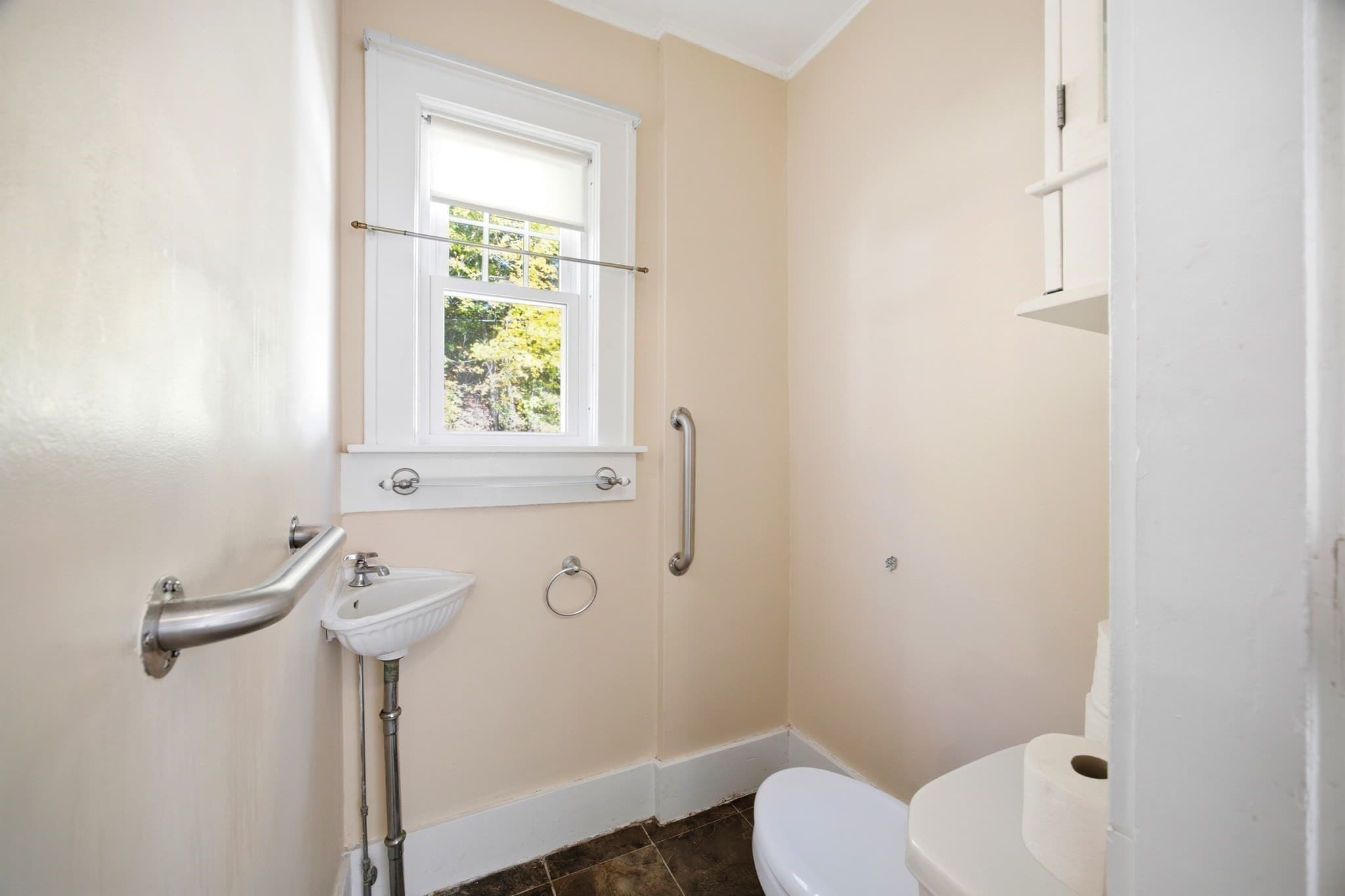Single Family Residence at 1018 Spring St, Palmer MA 01069, photo 34 of 41