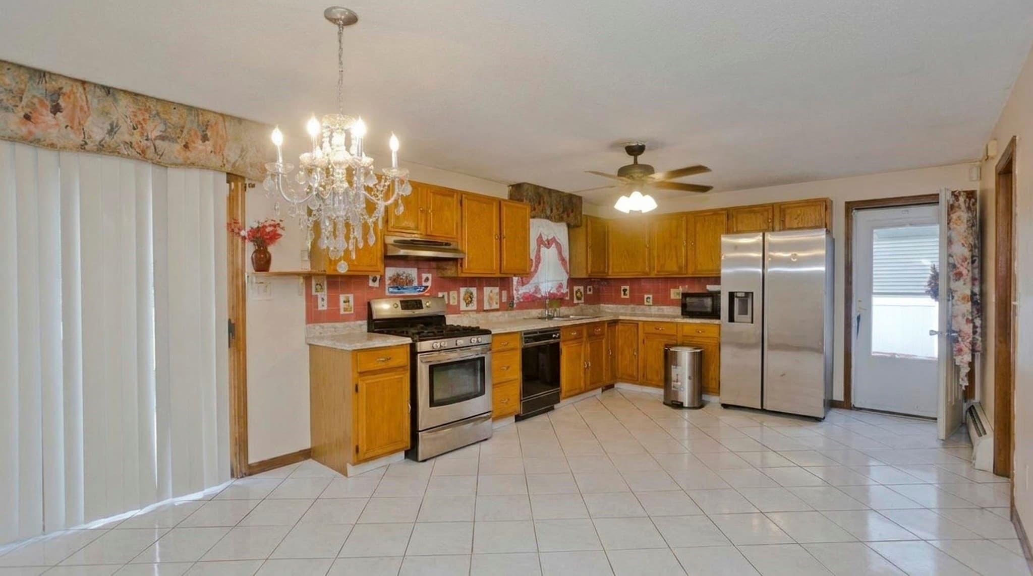Single Family Residence at 274 Gilbert Ave, Springfield MA 01119, photo 5 of 28