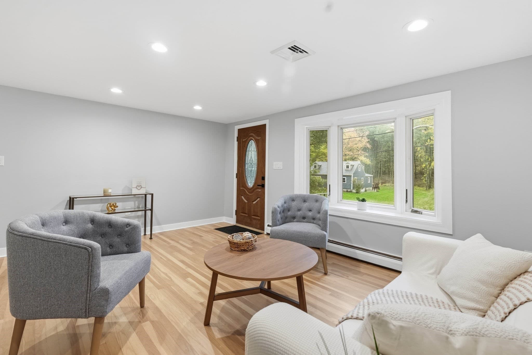 Single Family Residence at 83 Thurlow St, Georgetown MA 01833, photo 5 of 33
