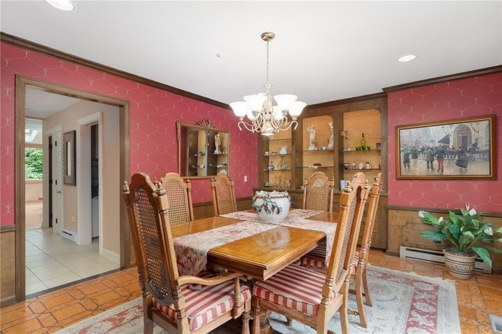 Single Family Residence at 2 Lancers Lane, Lincoln RI 02865, photo 13 of 42