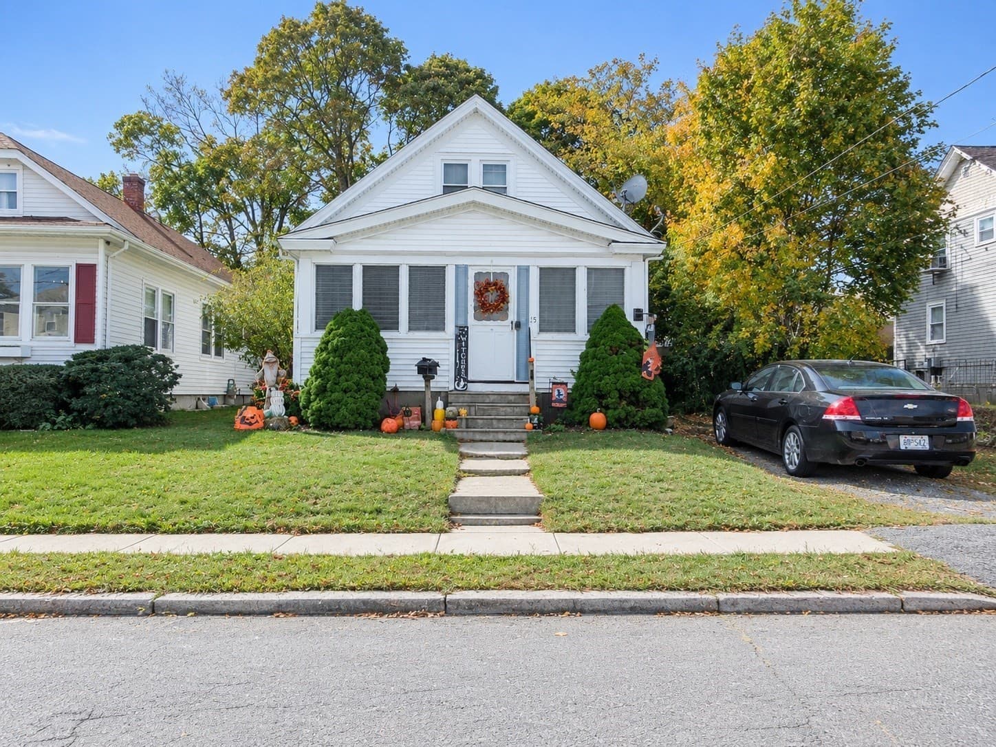 15 Baldwin St, East Providence RI 02914