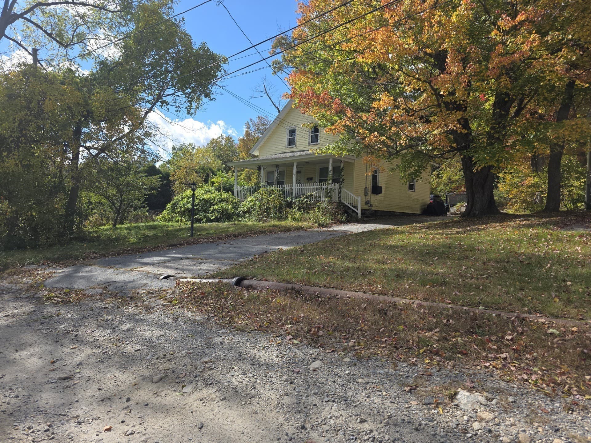 42-44 Maravista Rd, Worcester MA 01606