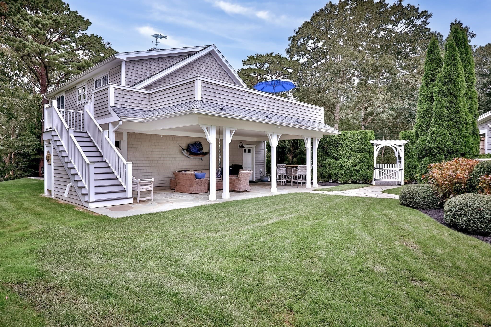 Single Family Residence at 6 Hollow Way, Edgartown MA 02539, photo 7 of 41