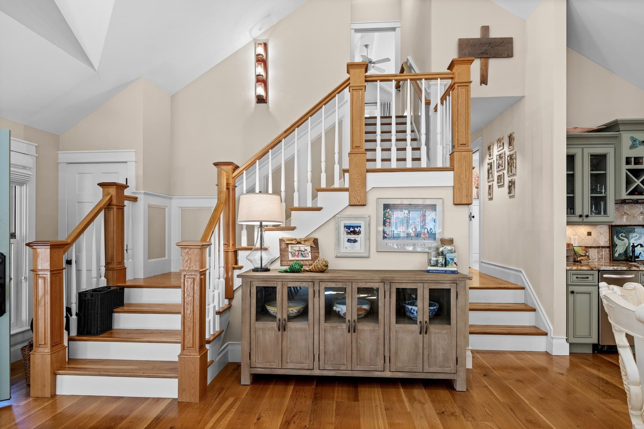 Single Family Residence at 6 Hollow Way, Edgartown MA 02539, photo 20 of 41