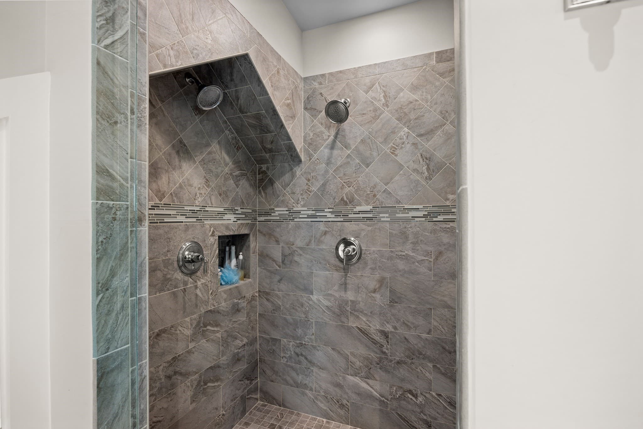 Single Family Residence at 6 Hollow Way, Edgartown MA 02539, photo 24 of 41