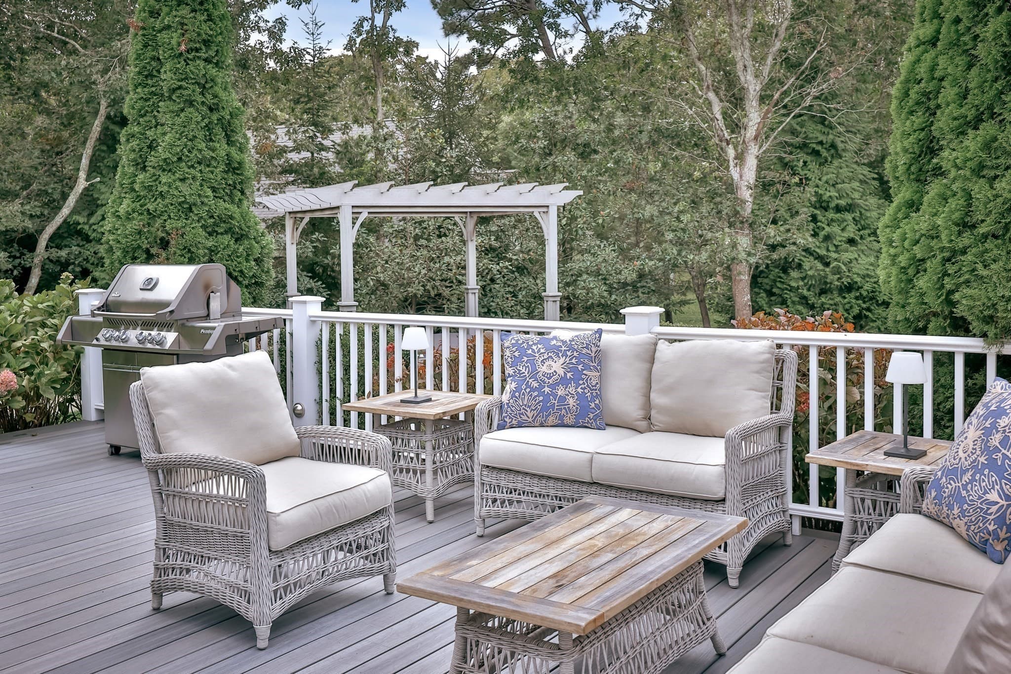 Single Family Residence at 6 Hollow Way, Edgartown MA 02539, photo 10 of 41