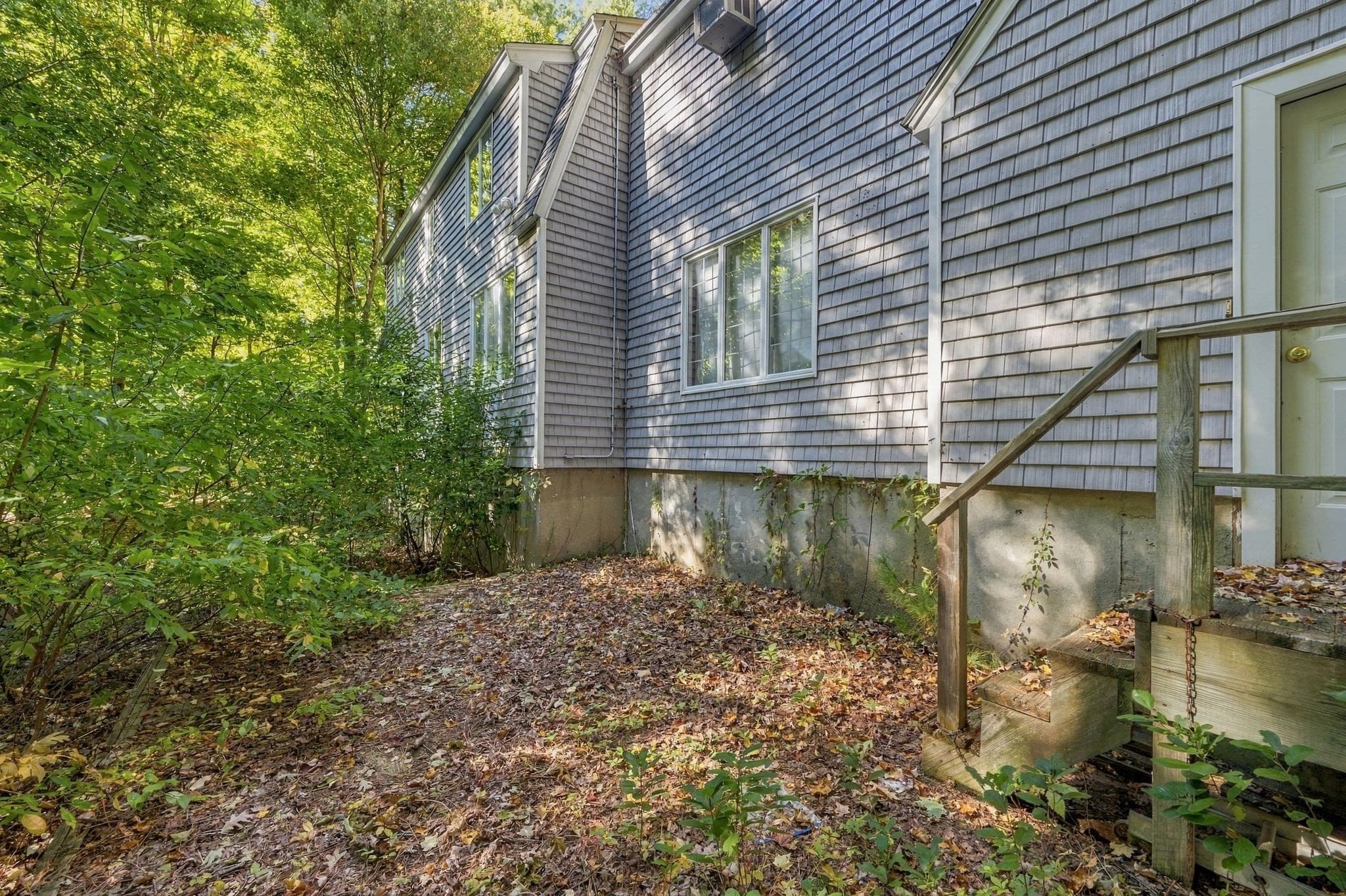 Single Family Residence at 604 Lowell Street, Peabody MA 01960, photo 5 of 14