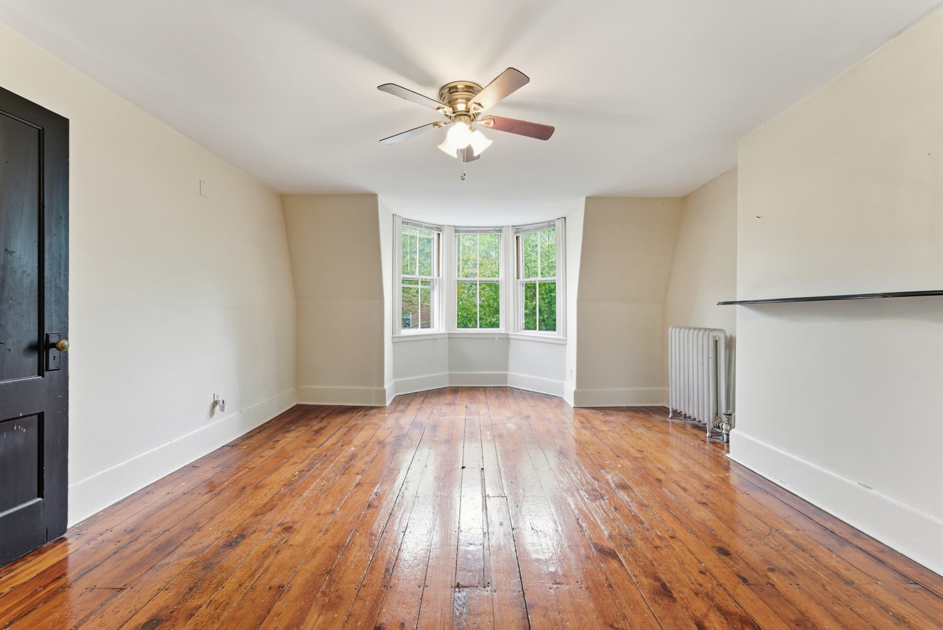 Attached (Townhouse/Rowhouse/Duplex) at 33 Mattoon St # 2, Springfield MA 01105, photo 32 of 42