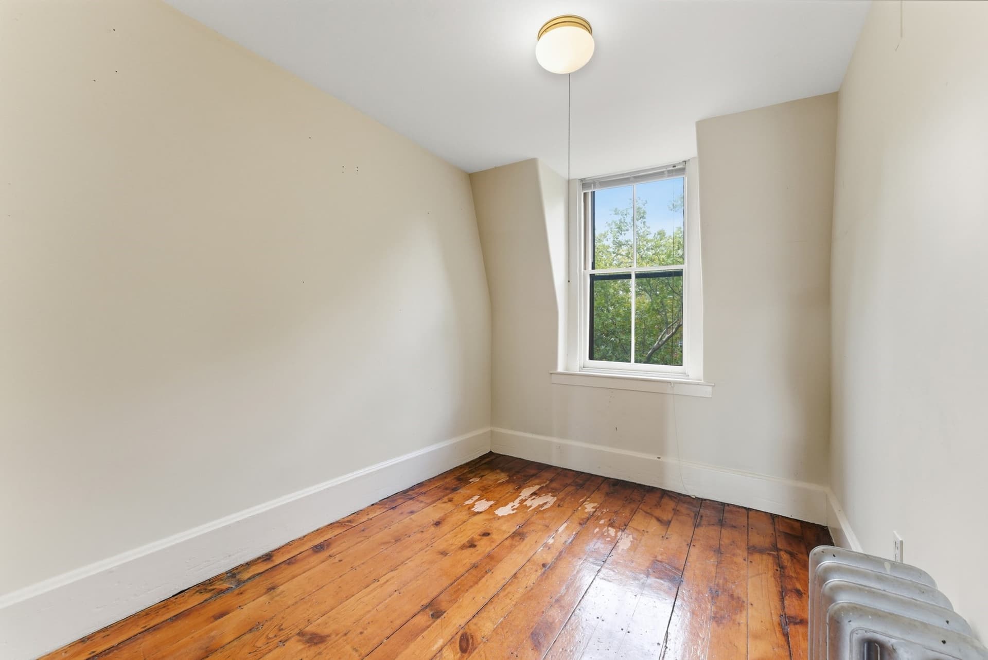 Attached (Townhouse/Rowhouse/Duplex) at 33 Mattoon St # 2, Springfield MA 01105, photo 34 of 42
