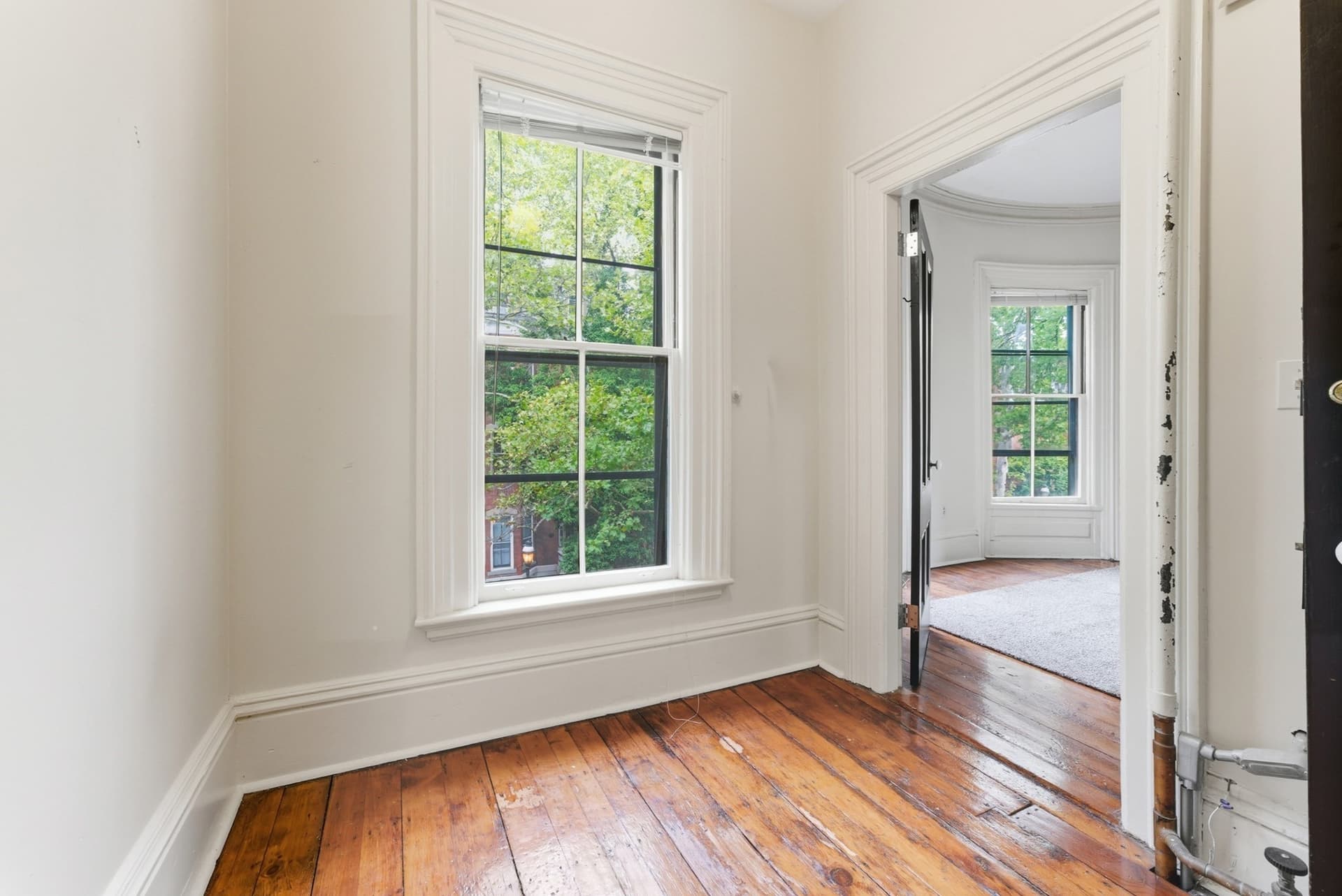 Attached (Townhouse/Rowhouse/Duplex) at 33 Mattoon St # 2, Springfield MA 01105, photo 15 of 42