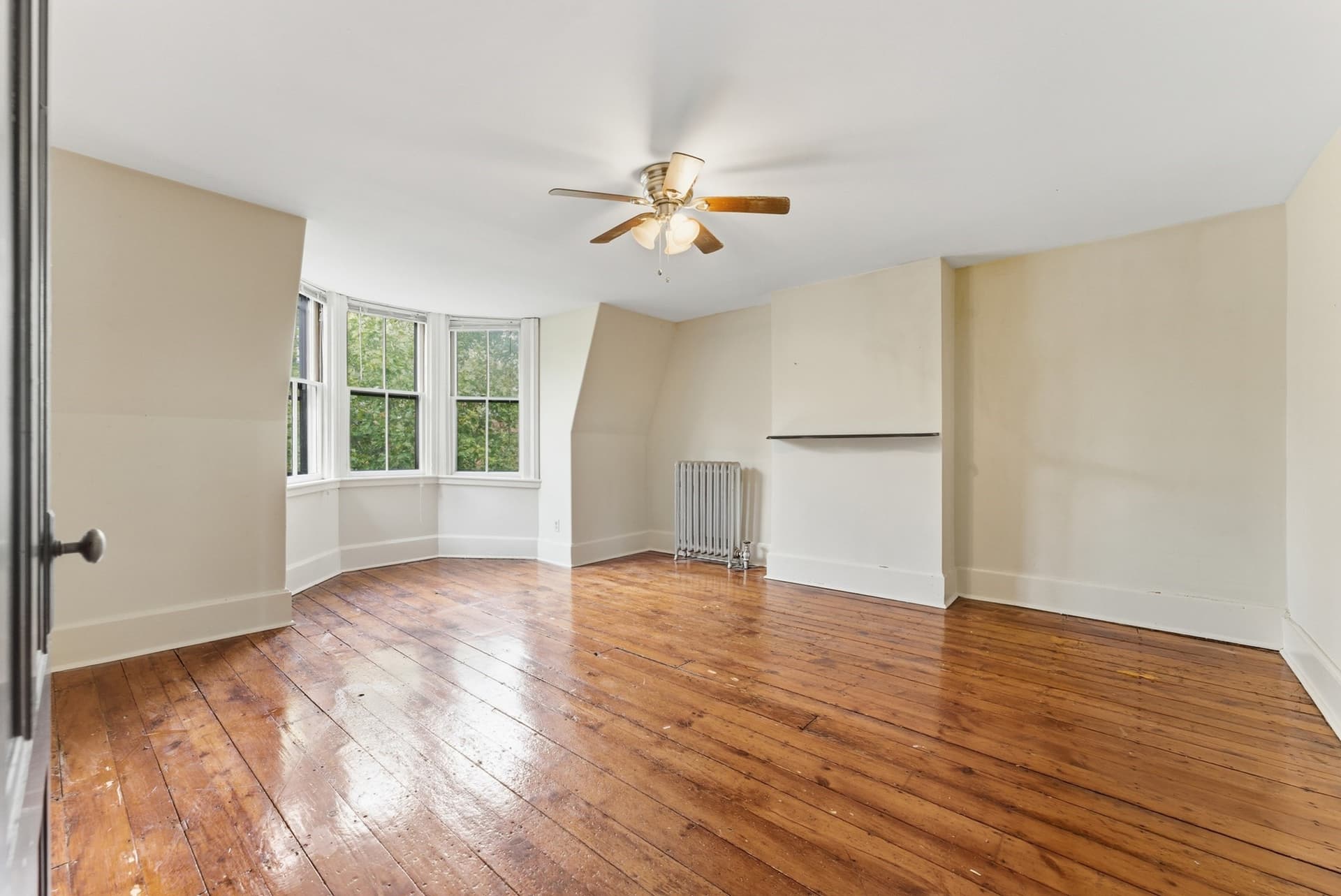Attached (Townhouse/Rowhouse/Duplex) at 33 Mattoon St # 2, Springfield MA 01105, photo 29 of 42