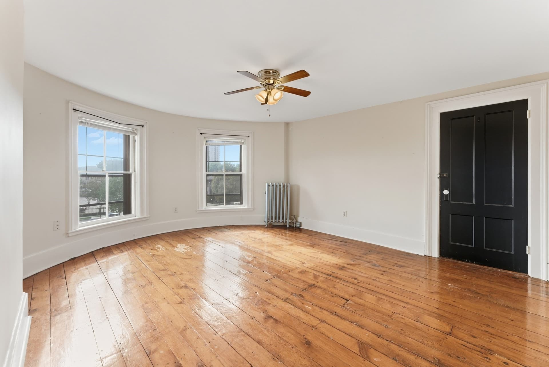 Attached (Townhouse/Rowhouse/Duplex) at 33 Mattoon St # 2, Springfield MA 01105, photo 25 of 42