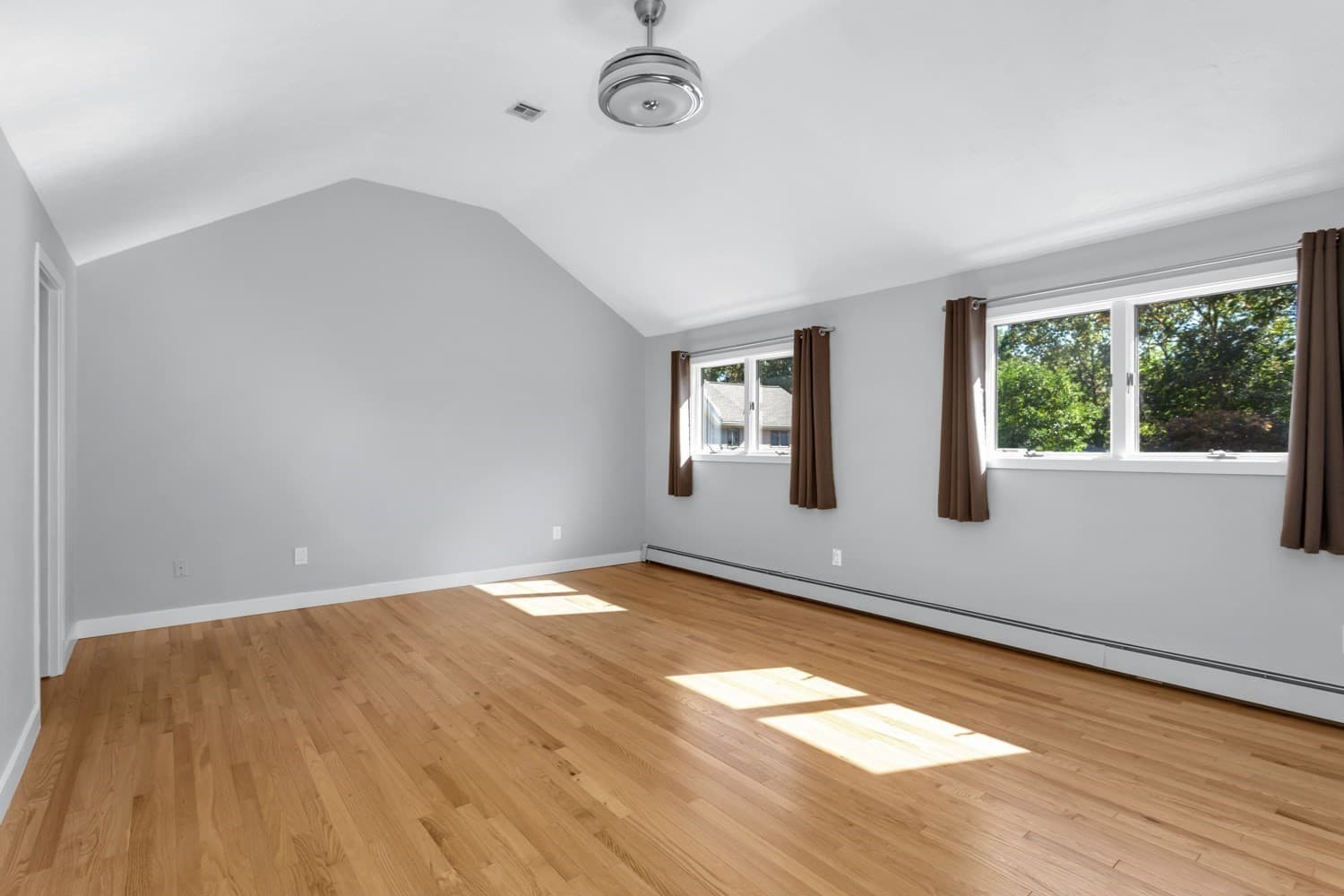 Condominium at 10 Magnolia Dr # 10, Franklin MA 02038, photo 20 of 42