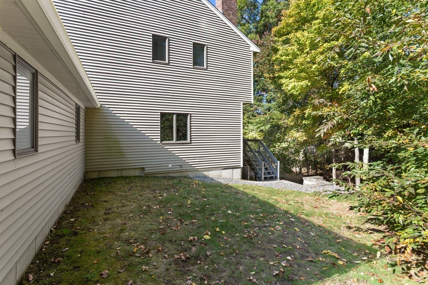Condominium at 10 Magnolia Dr # 10, Franklin MA 02038, photo 33 of 42