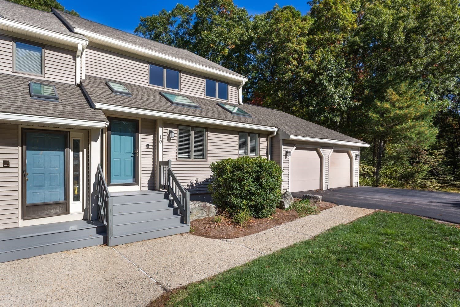 Condominium at 10 Magnolia Dr # 10, Franklin MA 02038, photo 37 of 42
