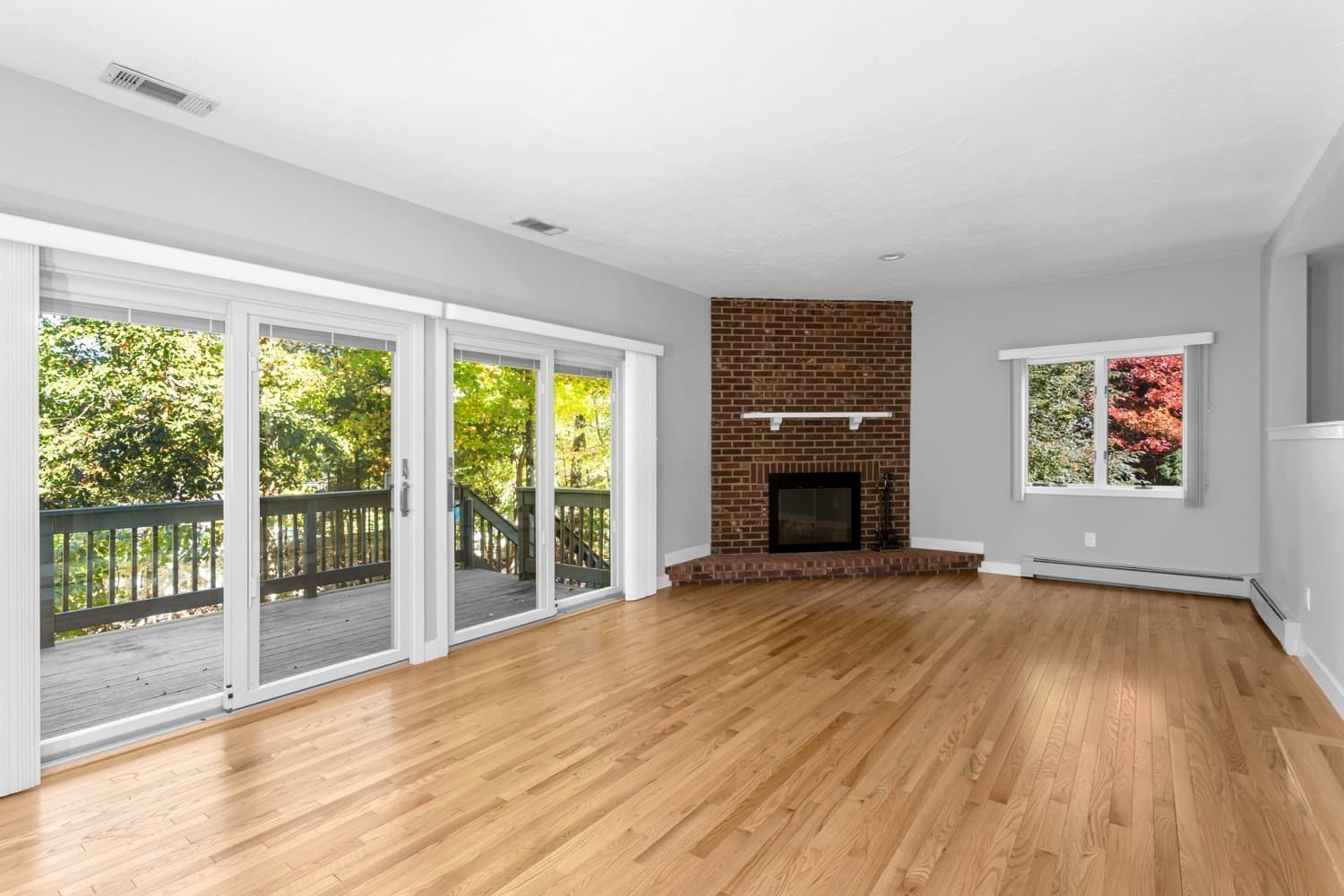 Condominium at 10 Magnolia Dr # 10, Franklin MA 02038, photo 8 of 42
