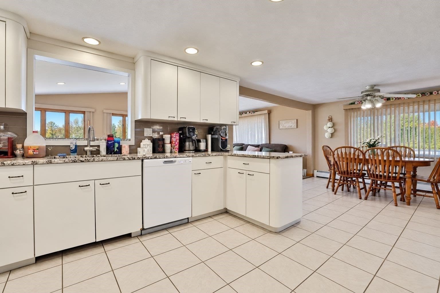 3 Family at 25 Venice Ave, Saugus MA 01906, photo 11 of 35