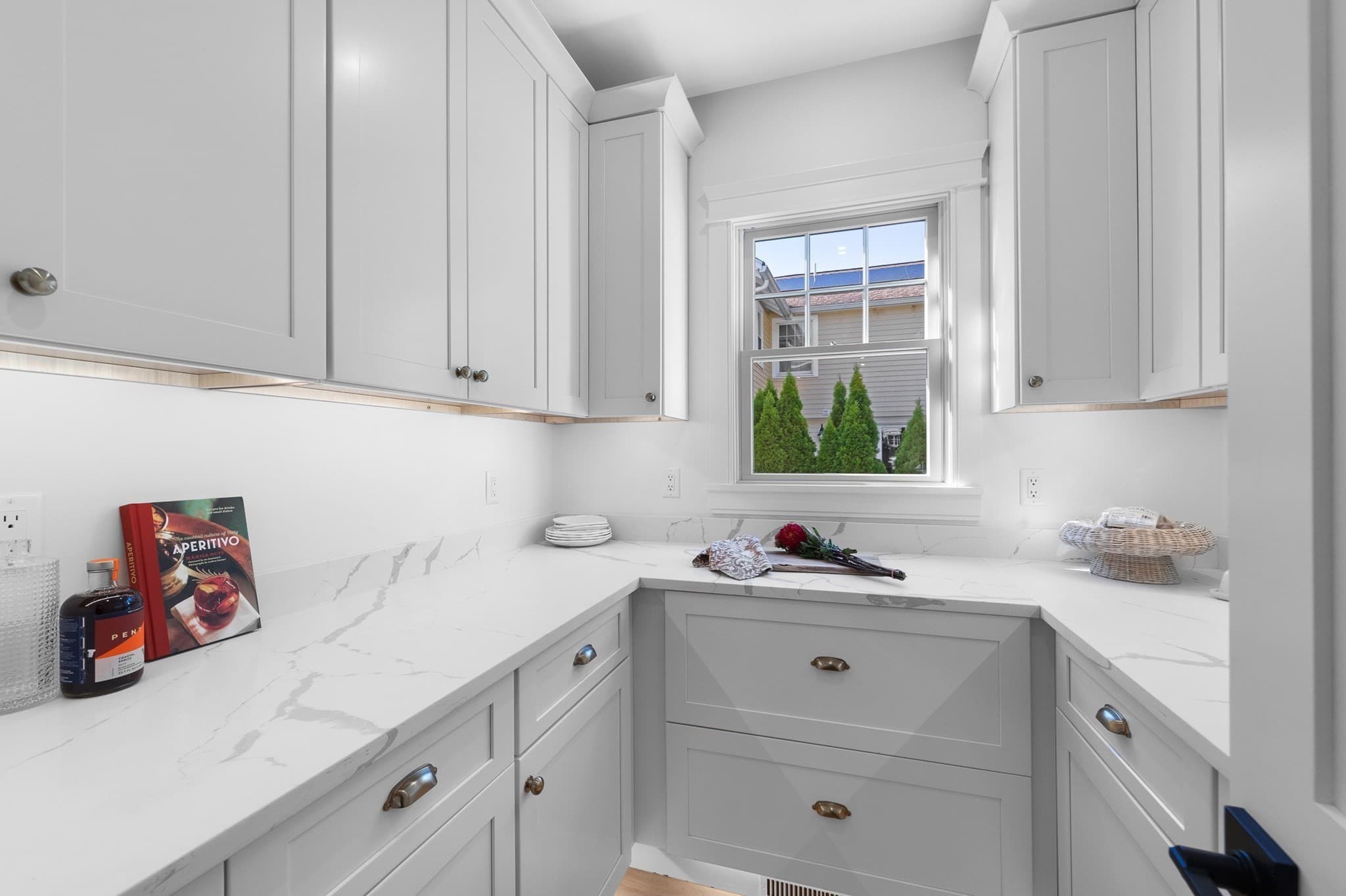 Single Family Residence at 14 Highland Ave, Newburyport MA 01950, photo 12 of 34