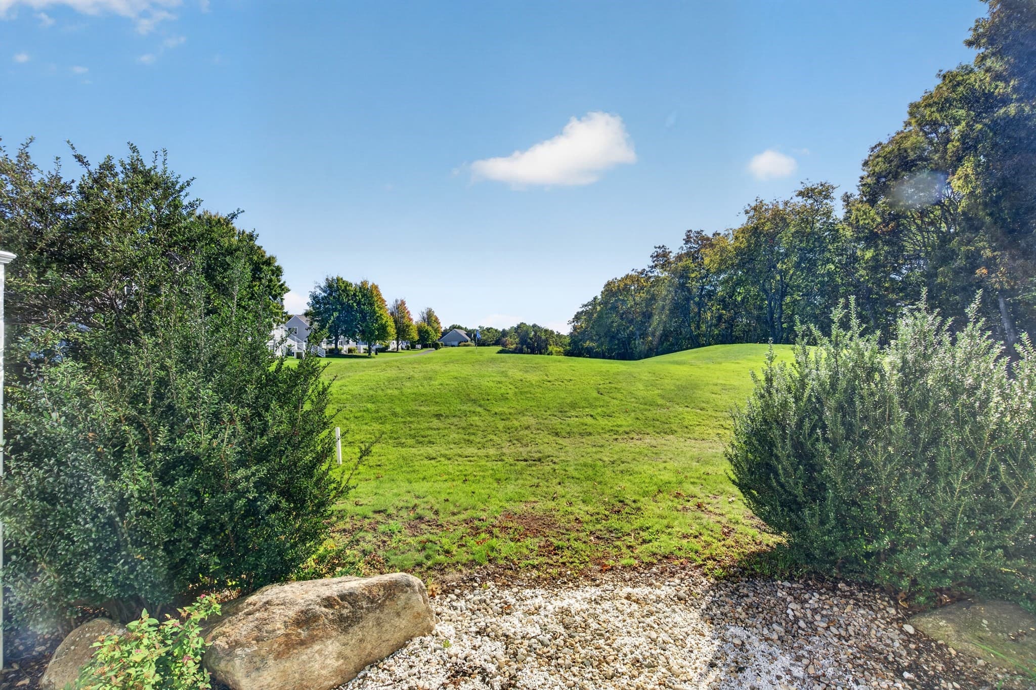 Condominium at 28 Westcliff Dr # 28, Plymouth MA 02360, photo 23 of 30