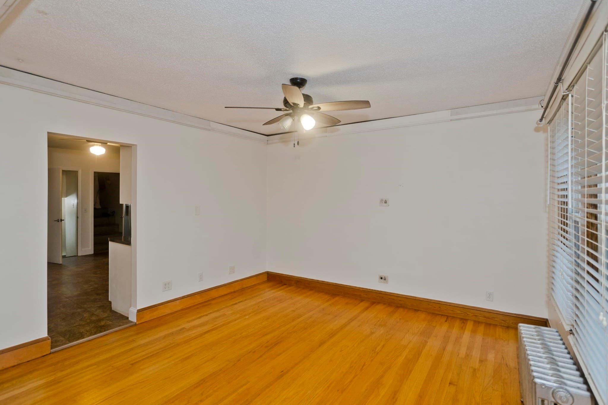 Single Family Residence at 314 Carew St, Chicopee MA 01020, photo 13 of 38