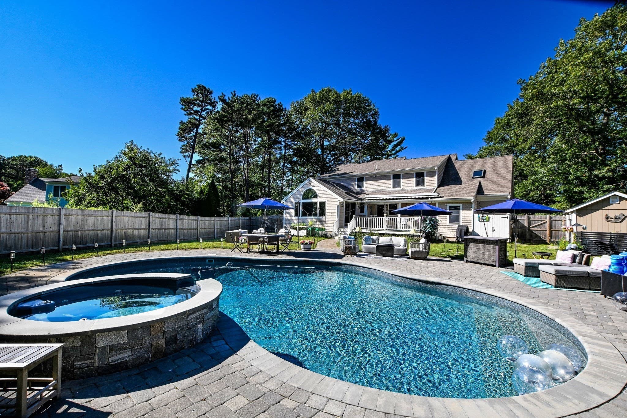 Single Family Residence at 14 Bayshore Dr, Mashpee MA 02649, photo 38 of 41