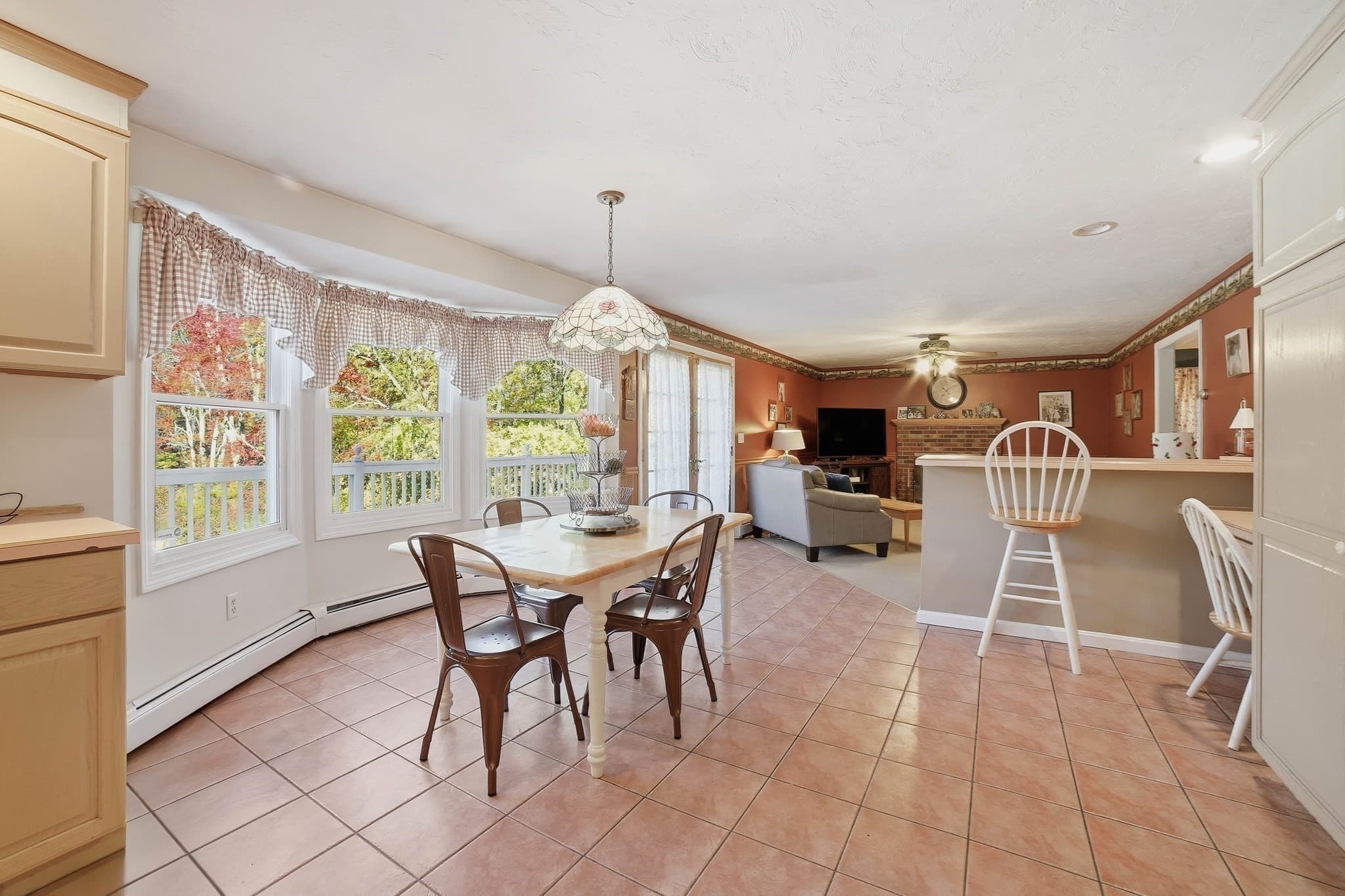 Single Family Residence at 354 South St, Auburn MA 01501, photo 26 of 42