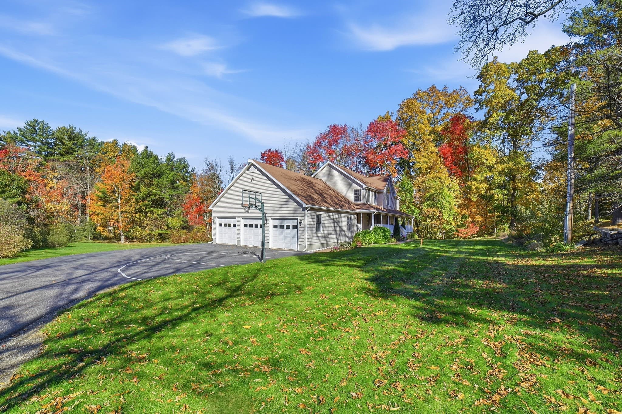 Single Family Residence at 354 South St, Auburn MA 01501, photo 41 of 42