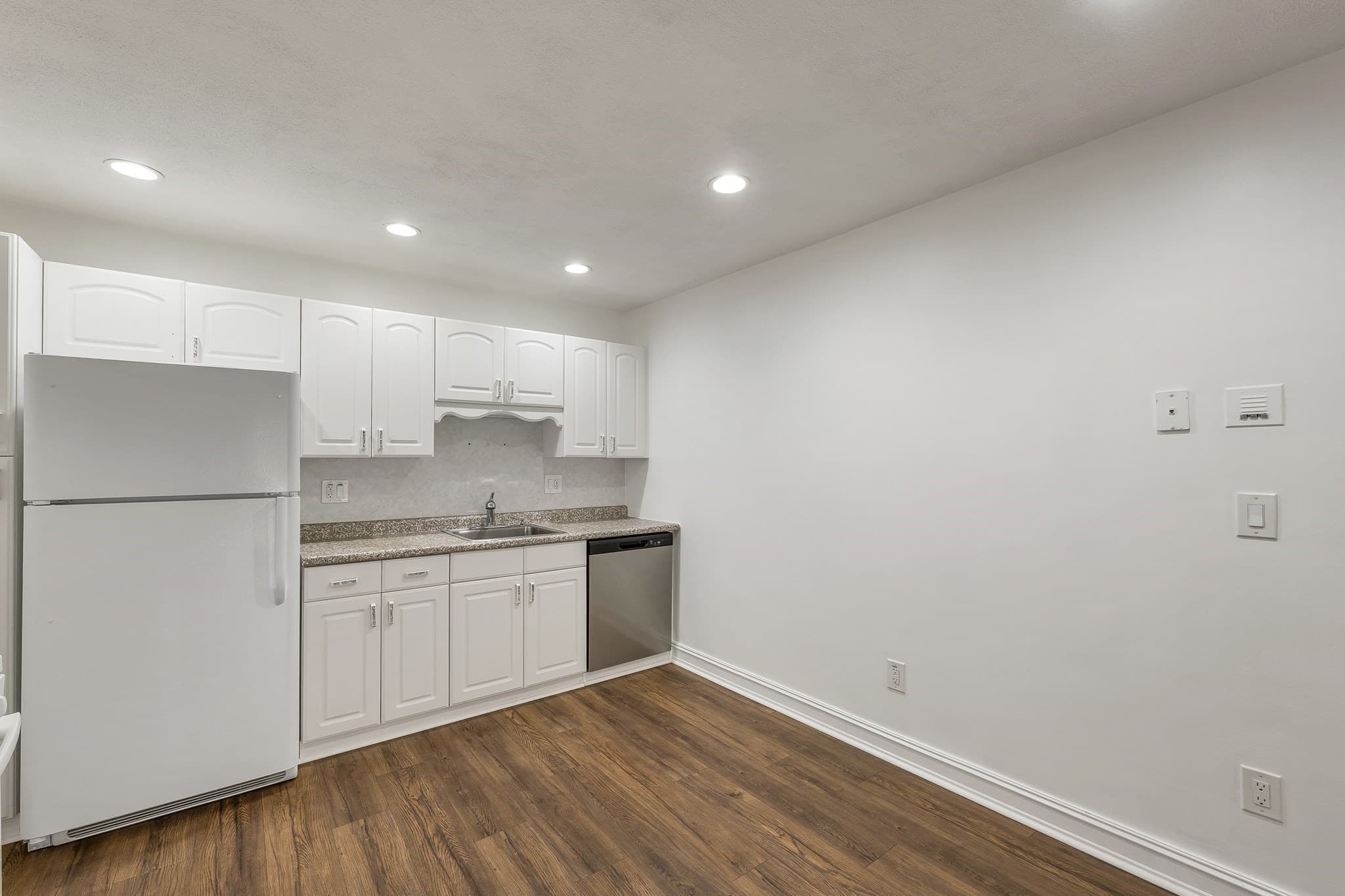 Condominium at 395 Merrimack St # 26, Methuen MA 01844, photo 16 of 39