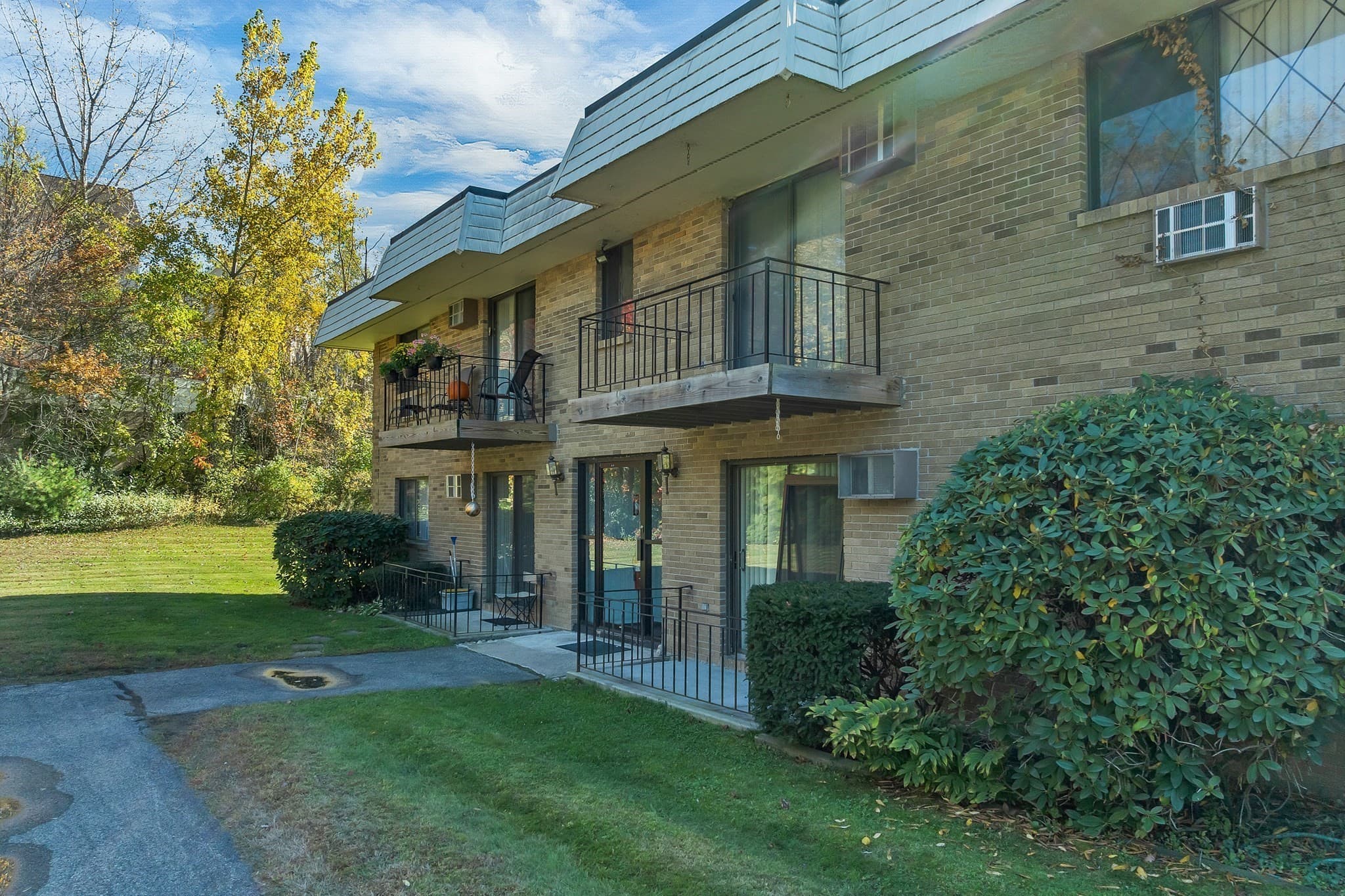 Condominium at 395 Merrimack St # 26, Methuen MA 01844, photo 3 of 39