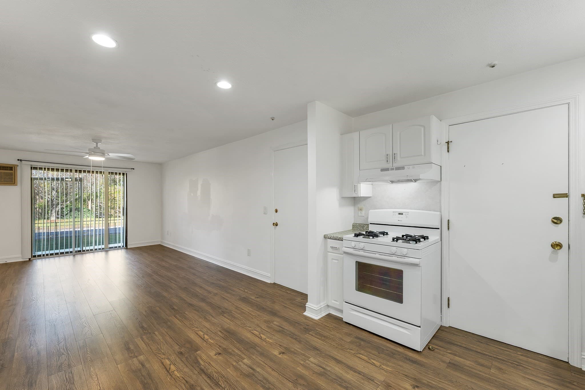 Condominium at 395 Merrimack St # 26, Methuen MA 01844, photo 11 of 39