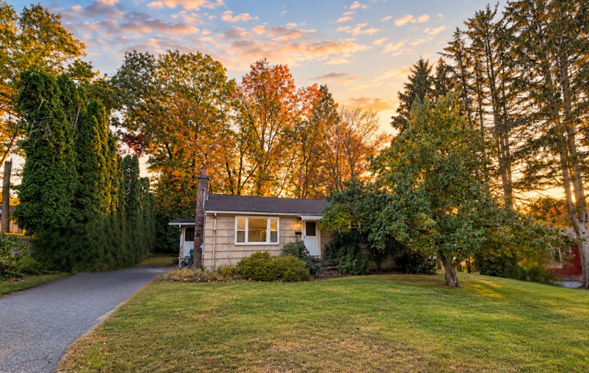 11 Terrence Avenue, Clinton MA 01510
