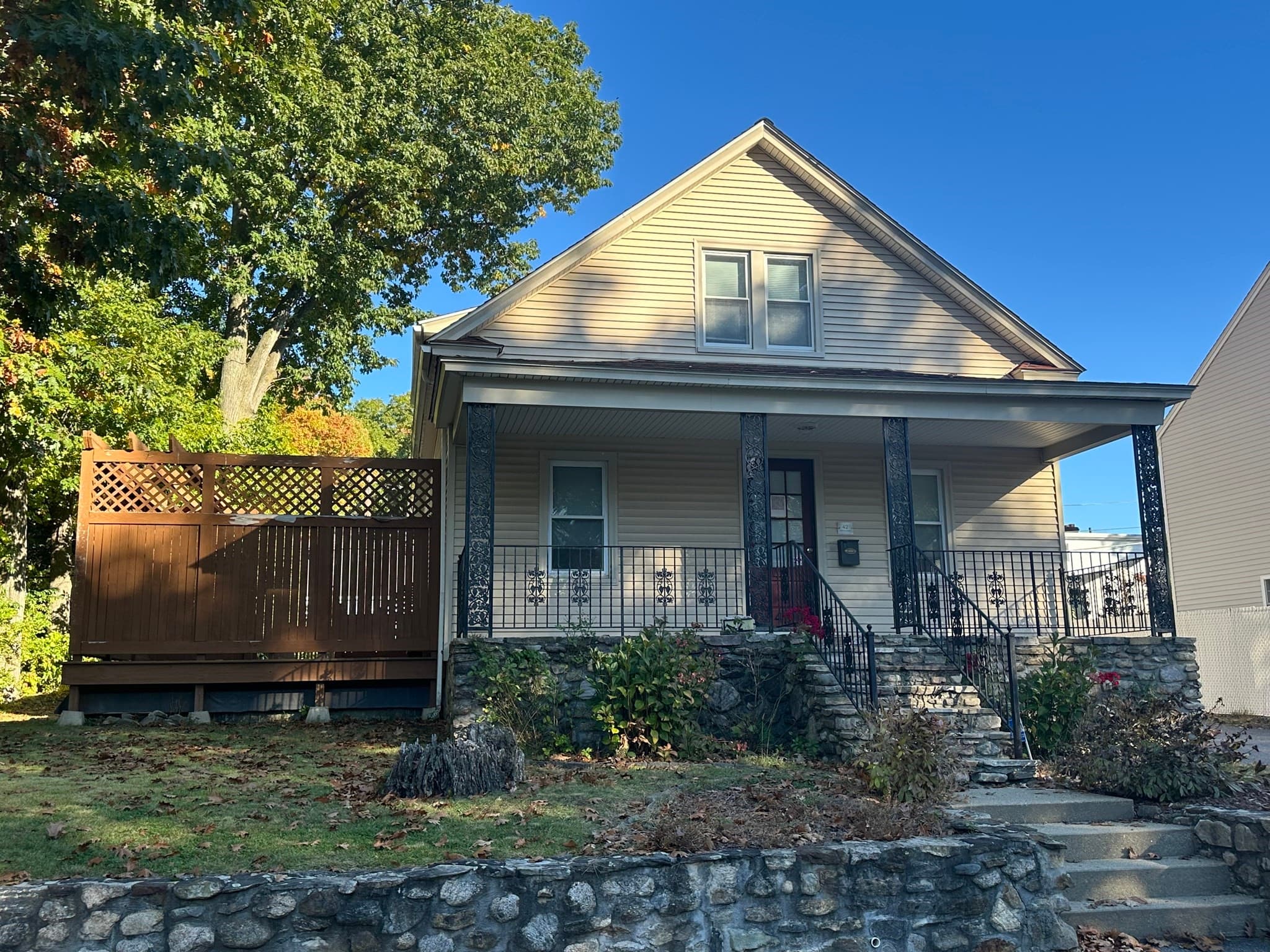 42 Ernest Ave, Worcester MA 01604