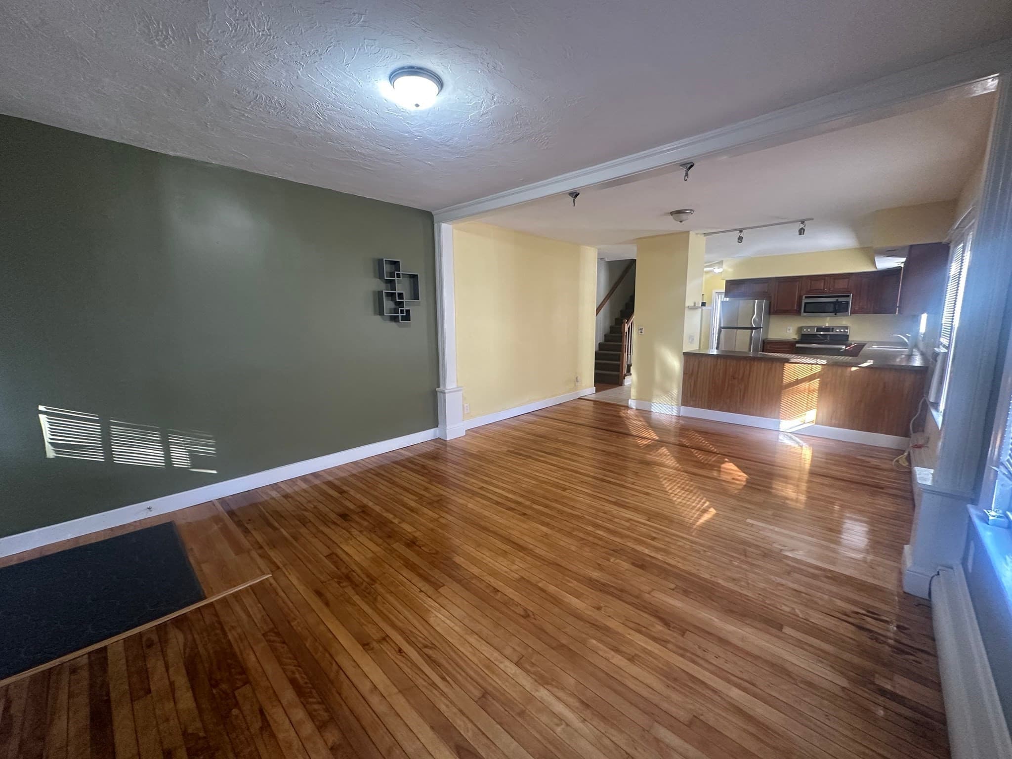 Single Family Residence at 42 Ernest Ave, Worcester MA 01604, photo 10 of 40