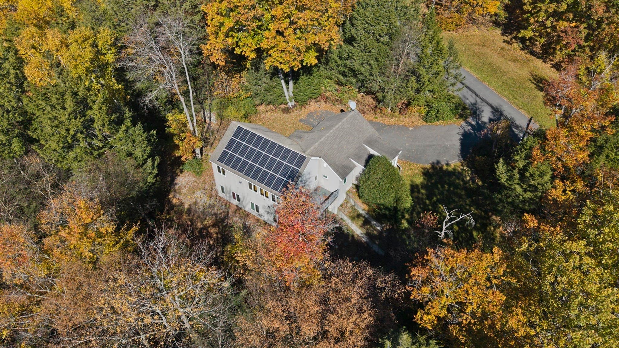 Single Family Residence at 147 Chipman Road, Middlefield MA 01243, photo 4 of 39