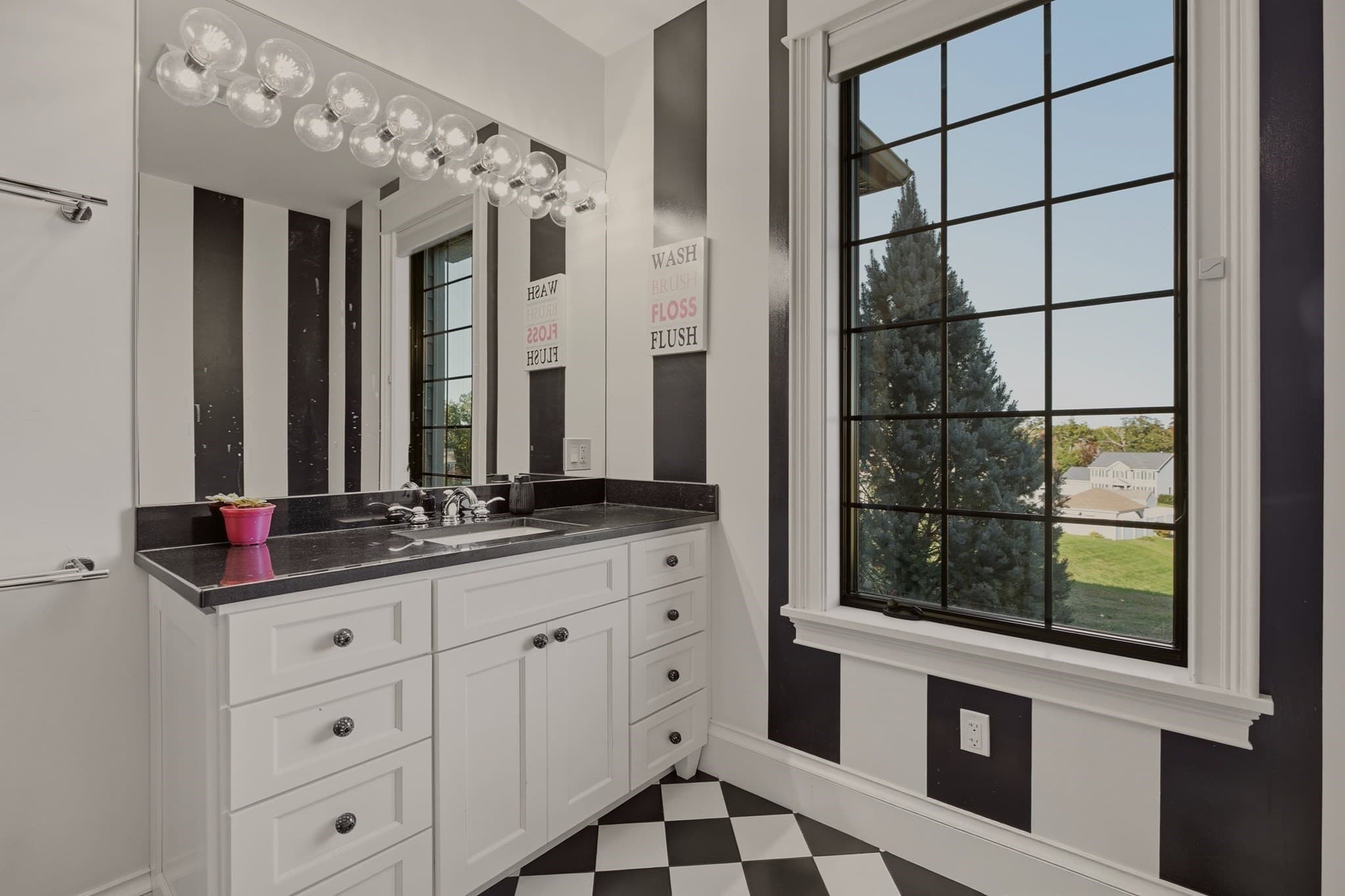 Single Family Residence at 77 Kendra Cir, Swansea MA 02777, photo 30 of 42